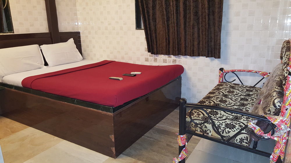Hotel Al Mehraj Bombay Eksteriør billede